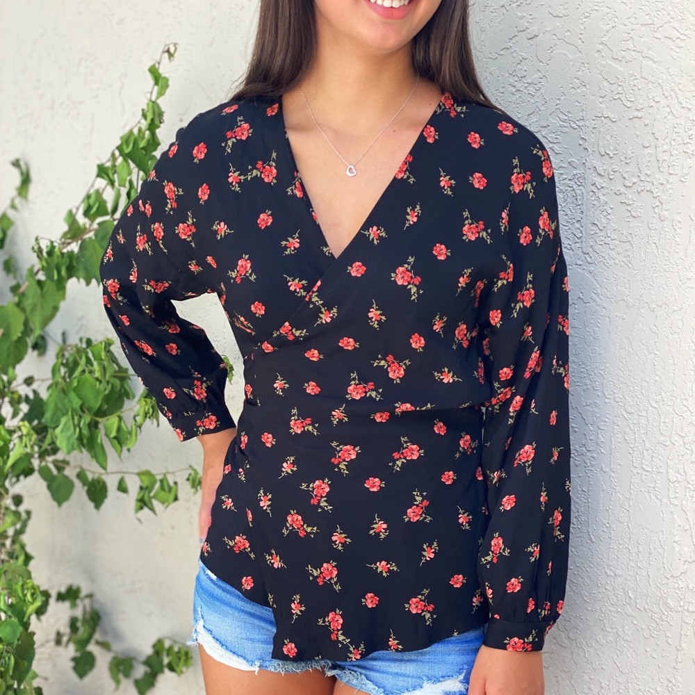 Zara | Black Floral Long Sleeve Wrap Top - Picture 1 of 4